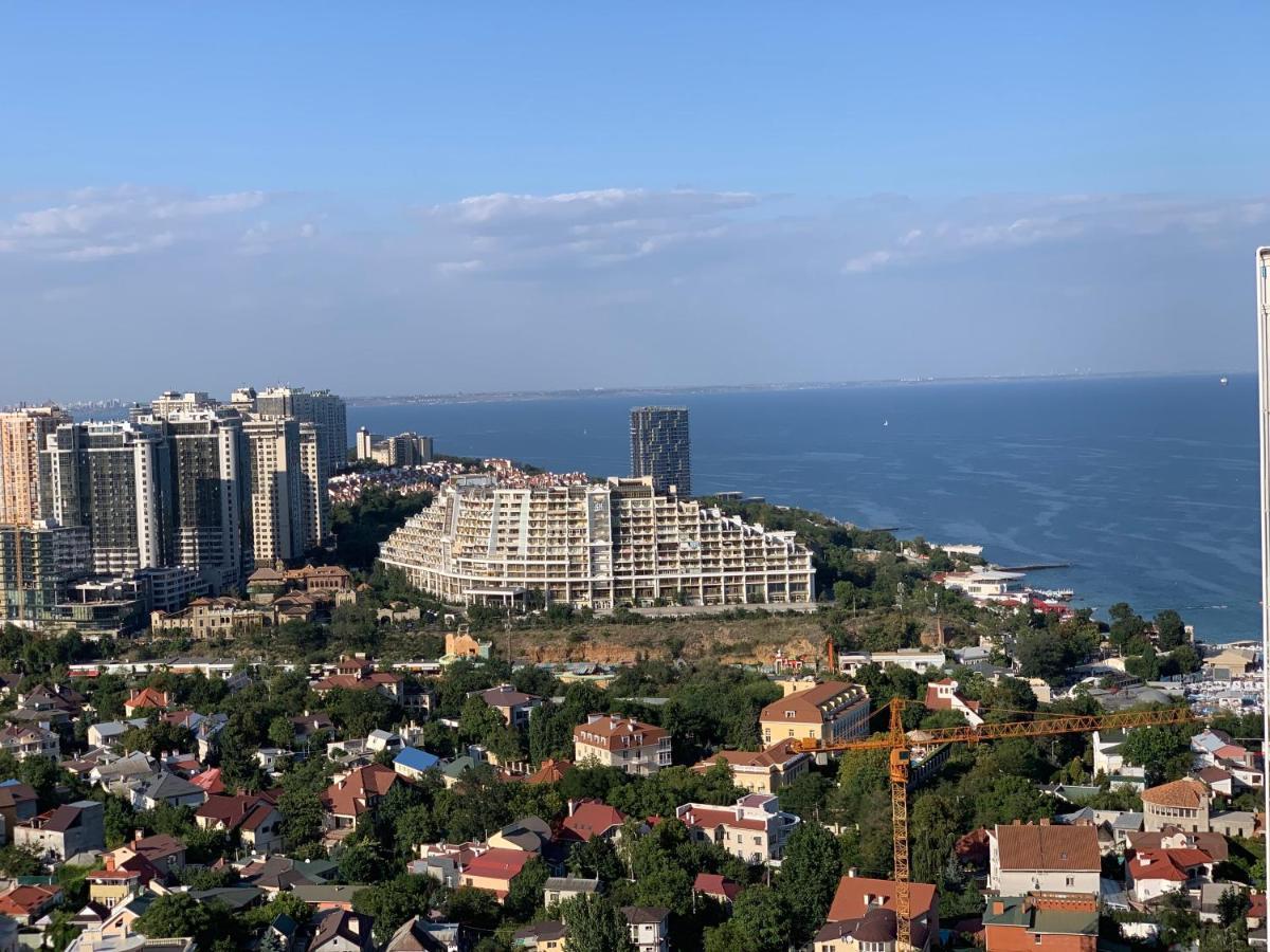 Razor Apartment With Terrace, Kamanina Odessa Eksteriør bilde